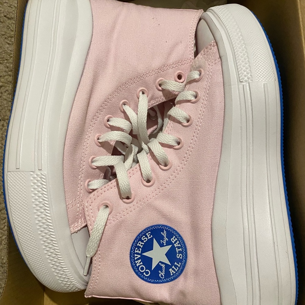 Women’s Platform Converse